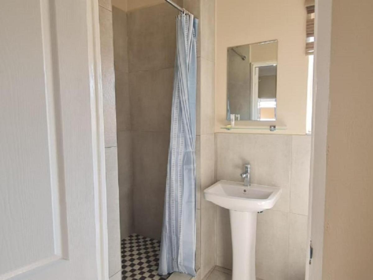 Benoni N12 Hotel Eksteriør bilde