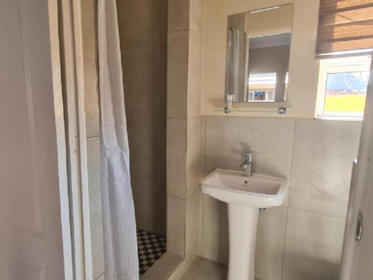 Benoni N12 Hotel Eksteriør bilde