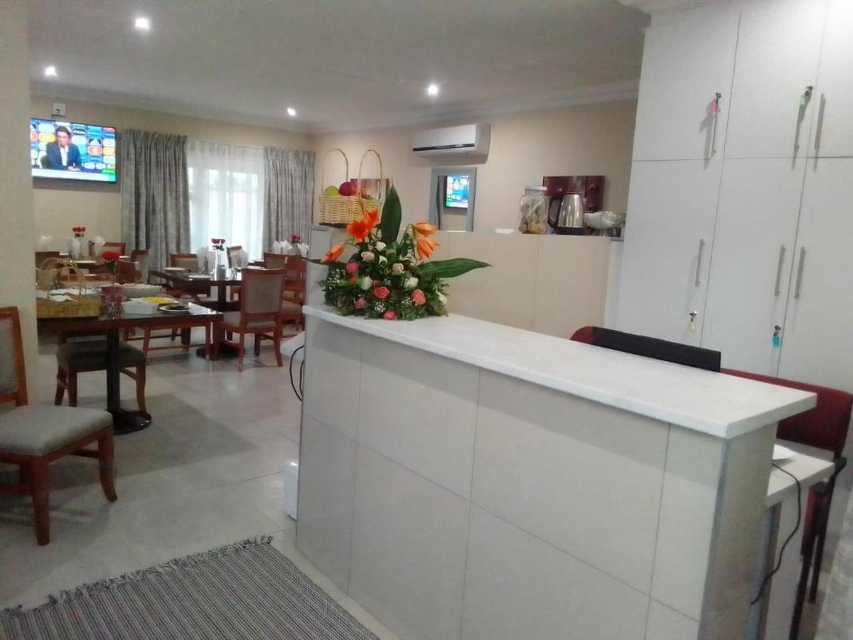 Benoni N12 Hotel Eksteriør bilde